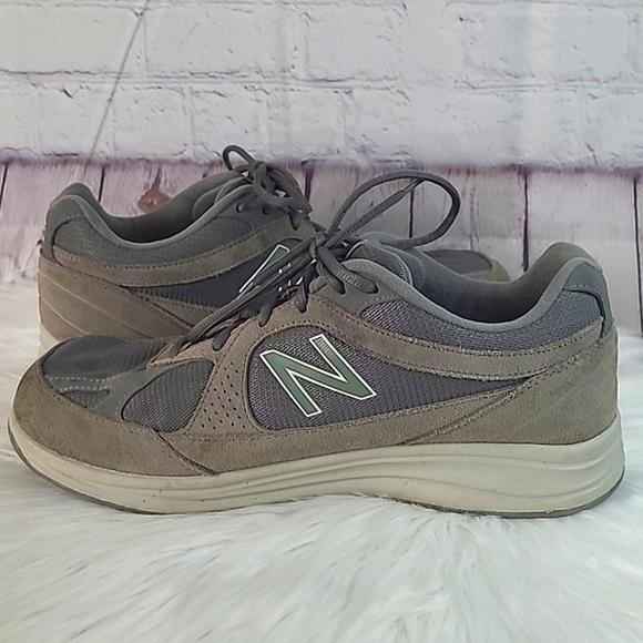 New Balance MW877GT Grey Suede Walking Shoes Sneakers Men’s Size 10.5 - Picture 12 of 17